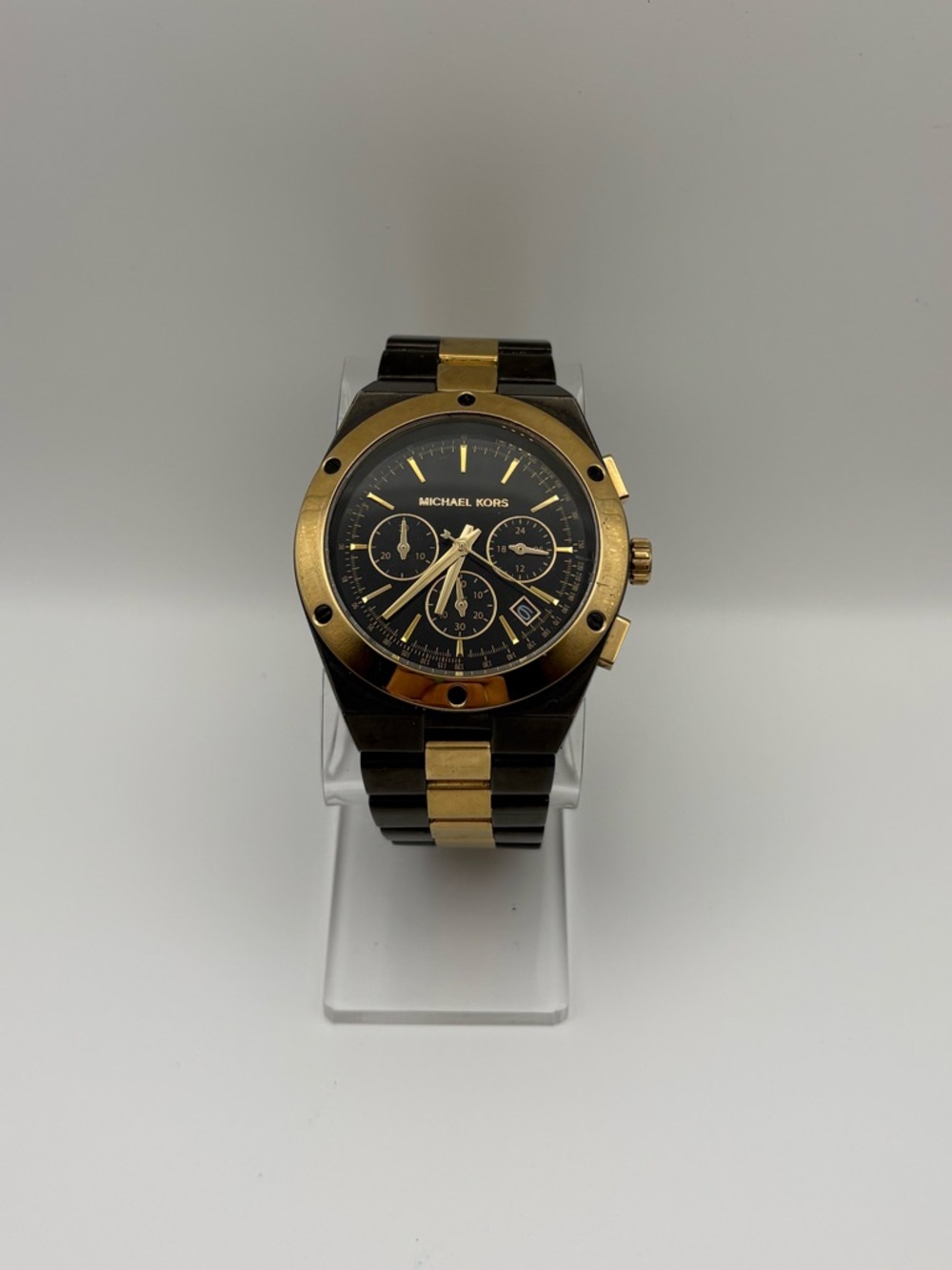 Michael Kors Reagan Two-Tone Black Gold Watch MK5995 New Battery, Works!